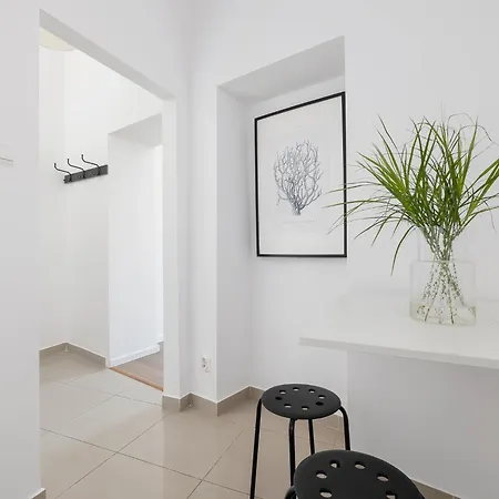 Velvet Dawn Stay-1Br For 2-Old Town-3